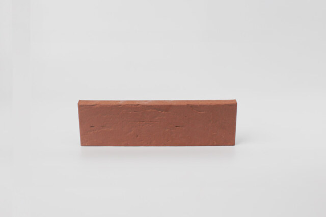 Plaqueta cerámica texturada - Rojo texturado - Thin Brick Mora